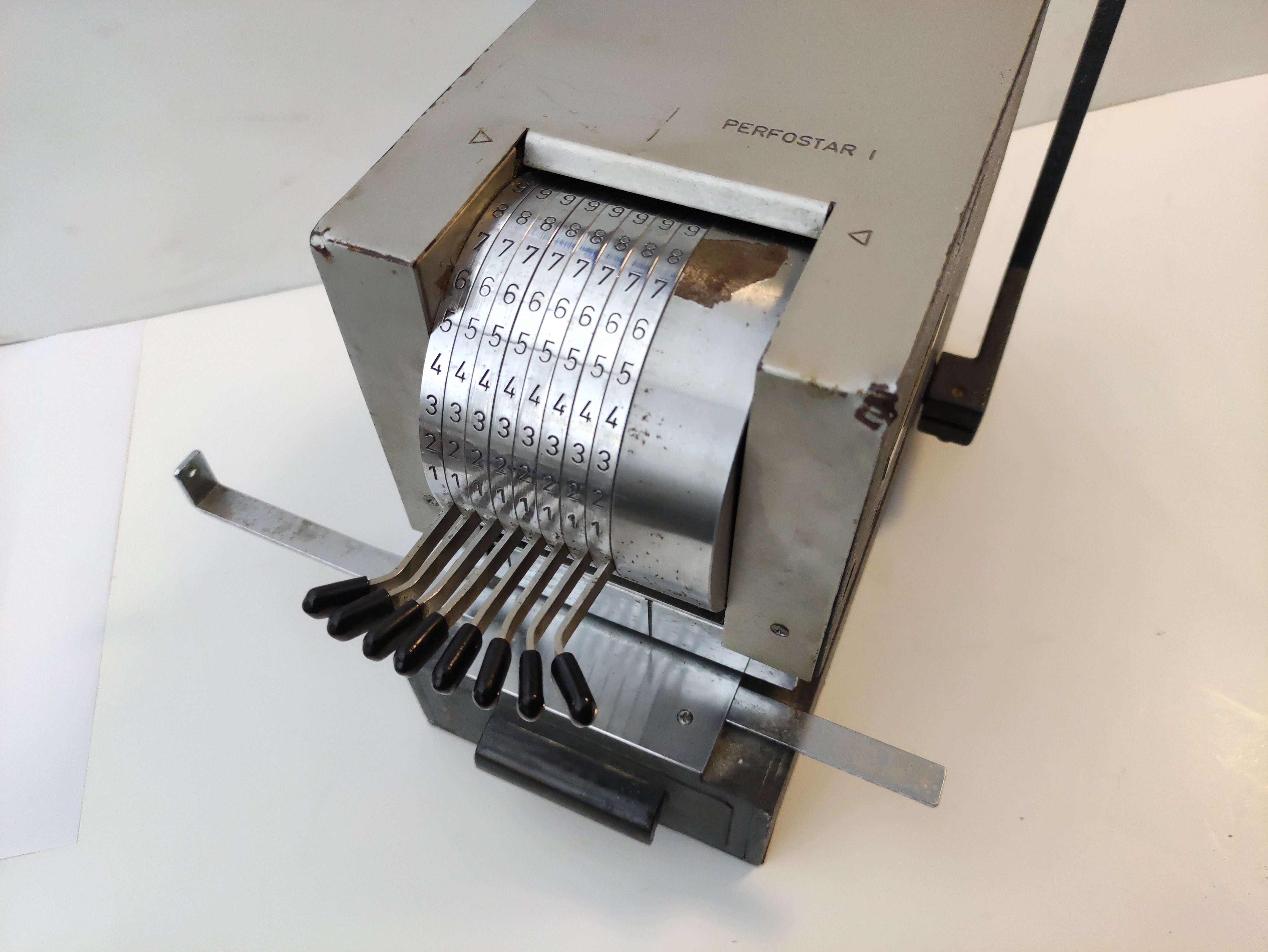 maquina marcador talonarios banco metal 23-35x15-30x30 1u